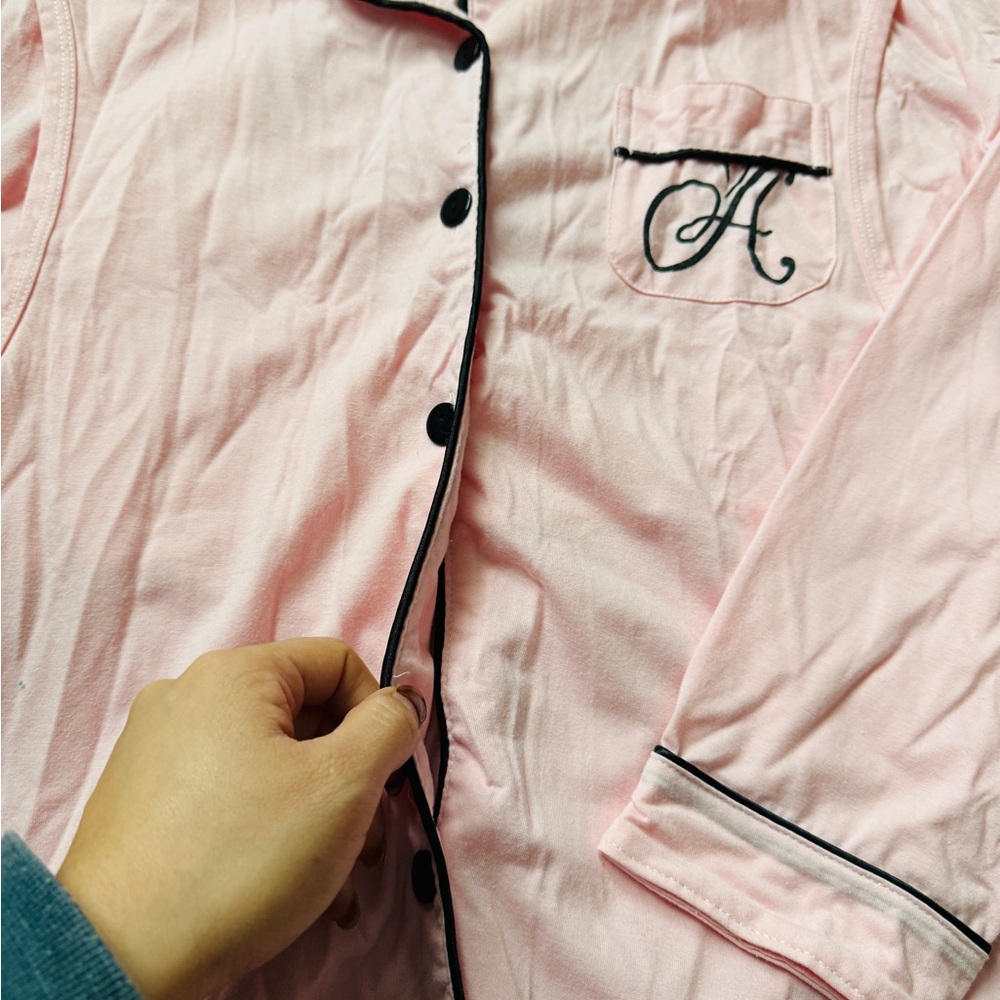 Maternity nursing pajamas set button shirt and pants - Picture 2 of 6